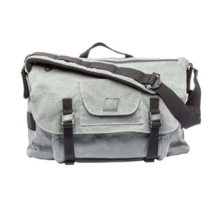 DIVERSION WAX CANVAS MESSENGER BAG